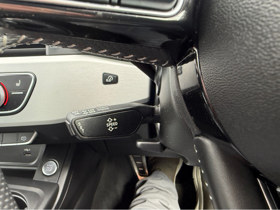 2018 Audi A4 - image 18