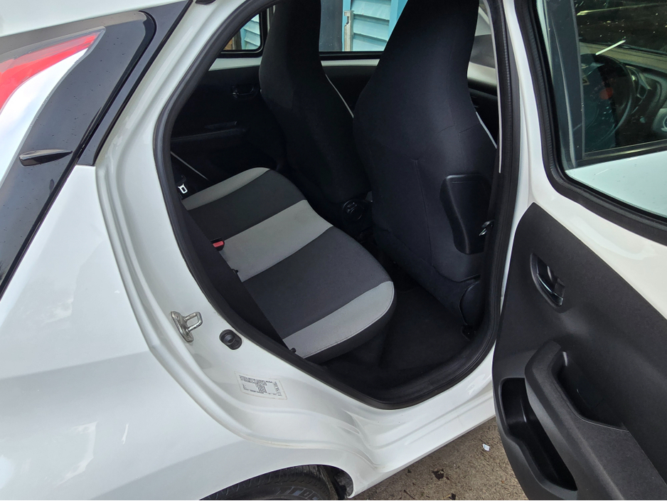 2017 Toyota Aygo - image 17