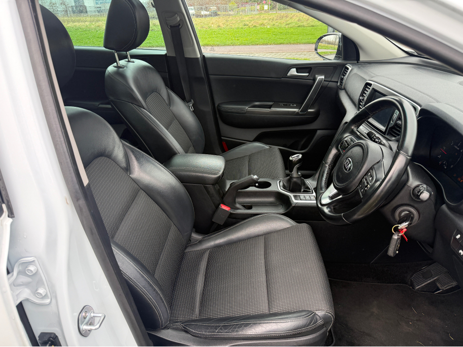 2016 Kia Sportage - image 14