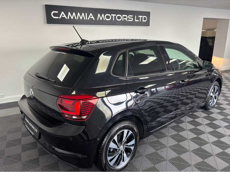 2018 Volkswagen Polo - image 4