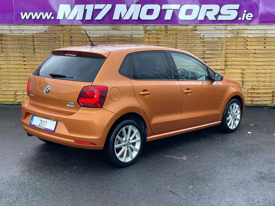 2017 Volkswagen Polo  €13,950