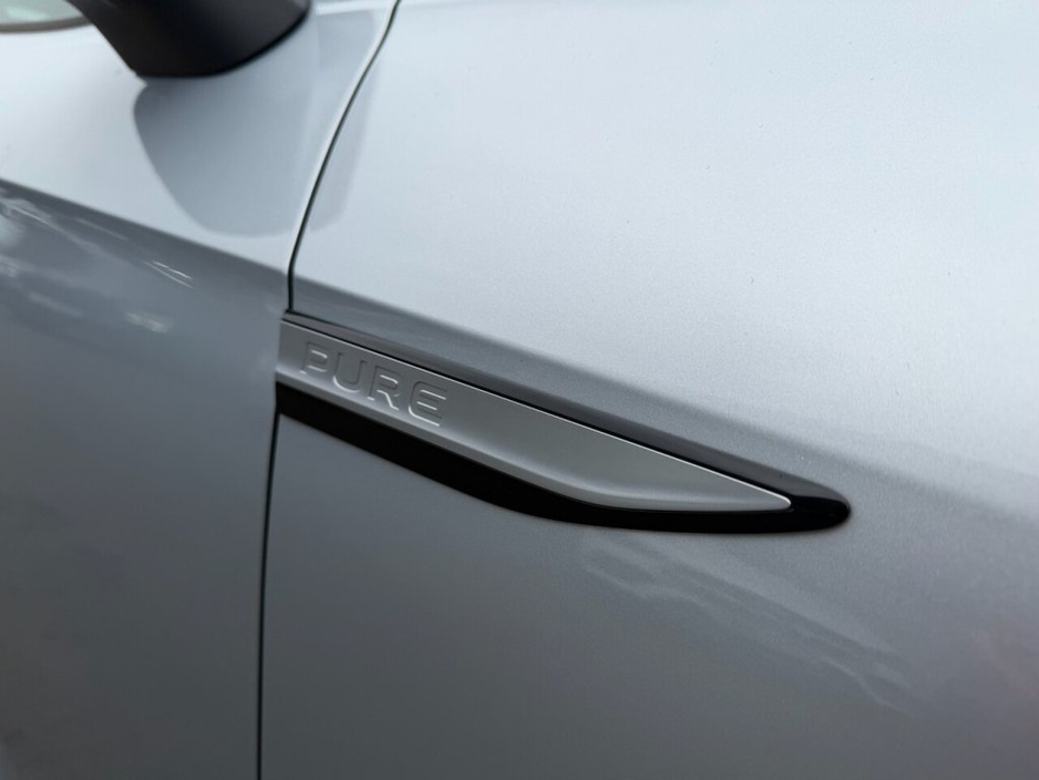 2022 Volkswagen ID.4 - image 33