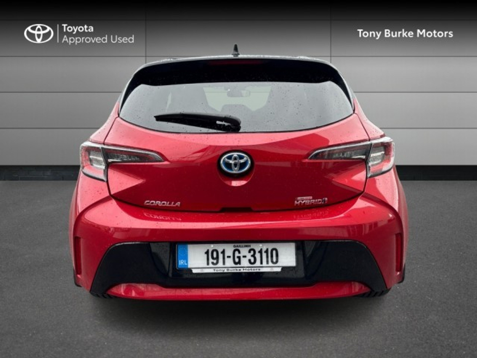 2019 Toyota Corolla - image 6