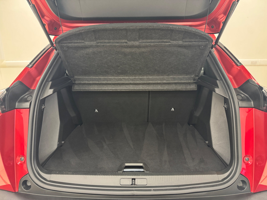 2022 Peugeot 2008 1.2 Puretech 100bhp Allure €21,950