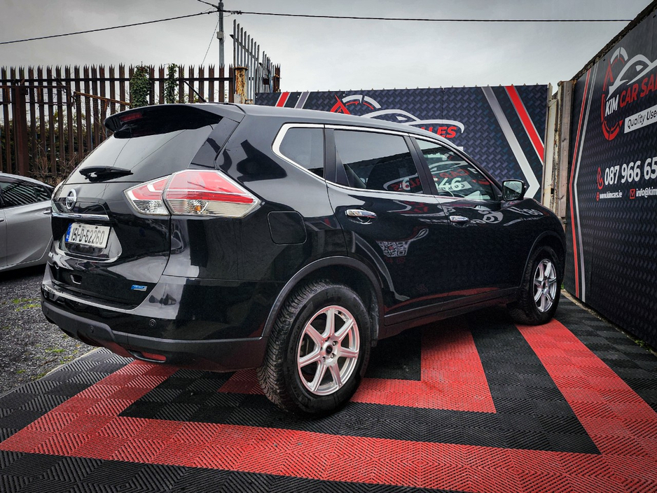 2015 Nissan X-Trail - image 12