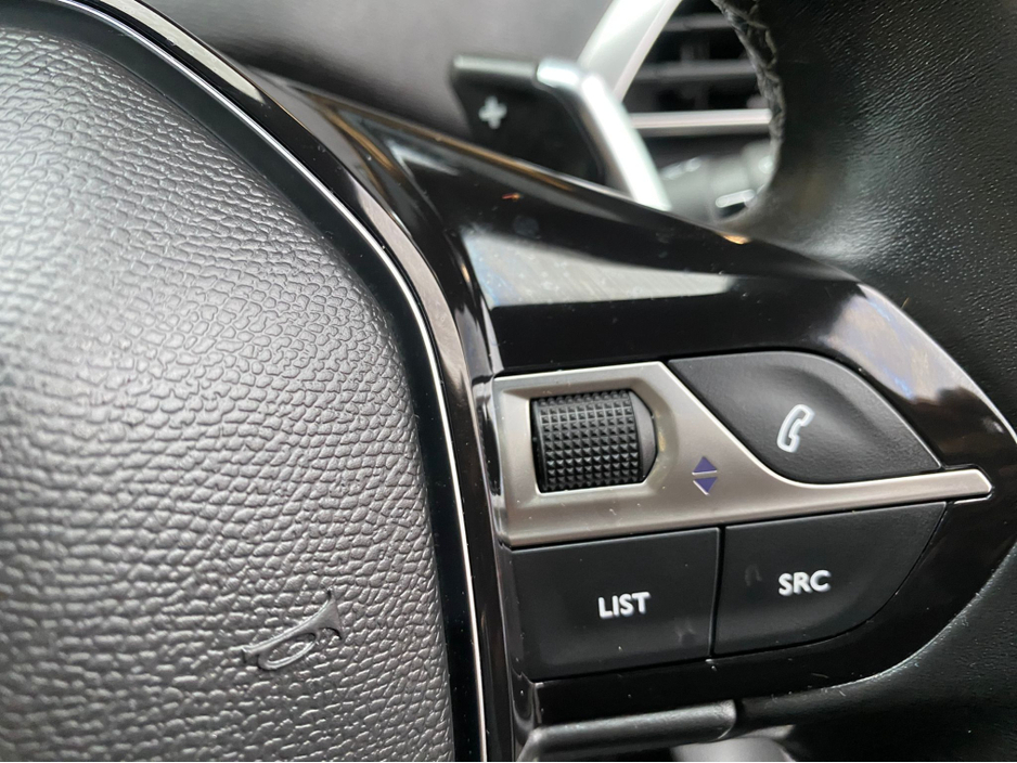 2023 Peugeot 3008 - image 18