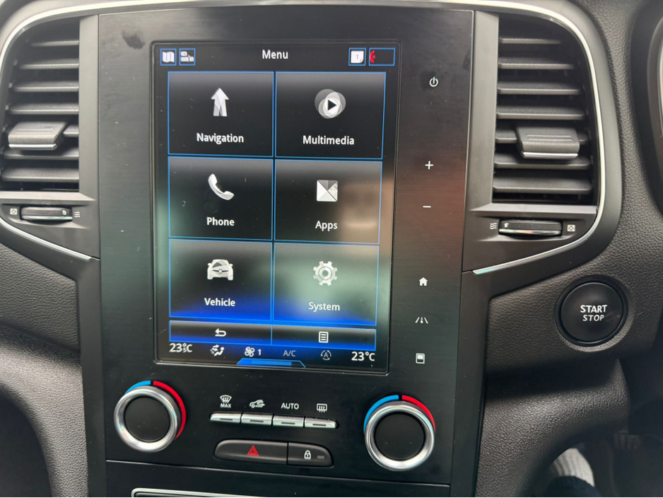 2020 Renault Megane ONE OWNER LOW MILEAGE SIGNATURE MODEL €14,950