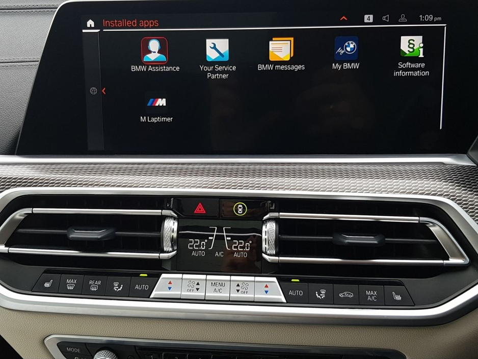 2022 BMW X5 - image 8