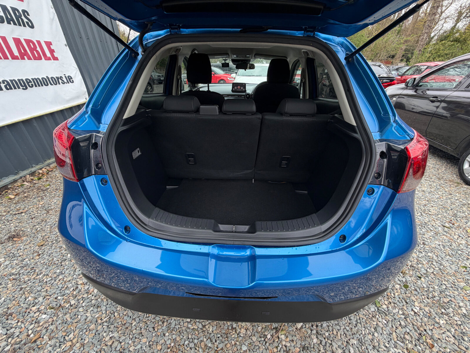 2017 Mazda Demio - image 6