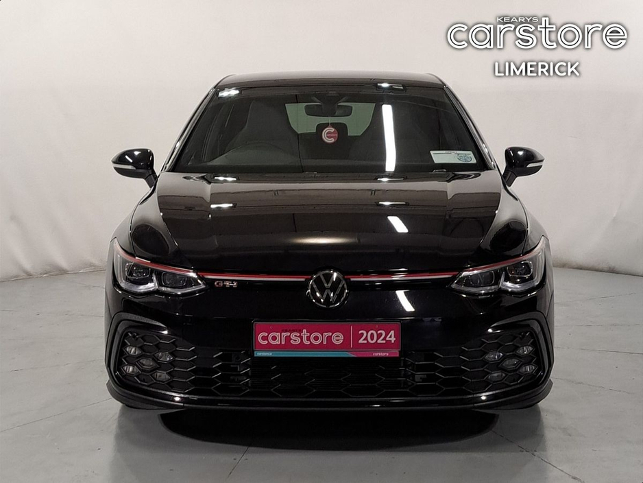 2024 Volkswagen Golf - image 8