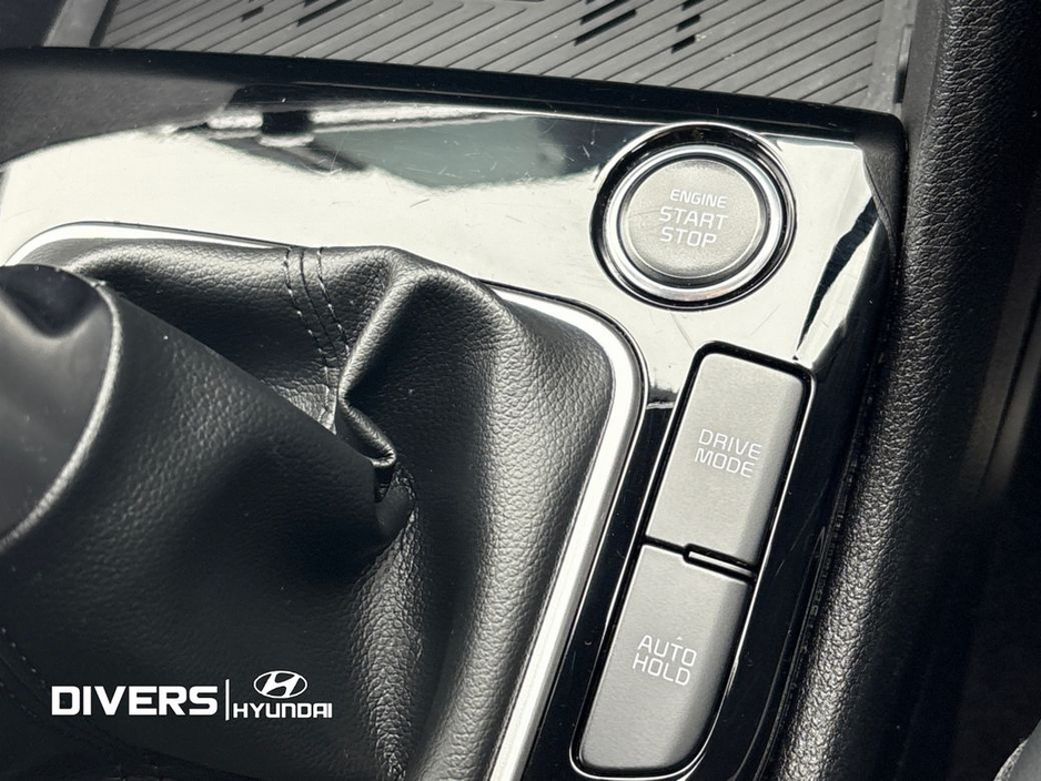 2022 Kia Sportage - image 15