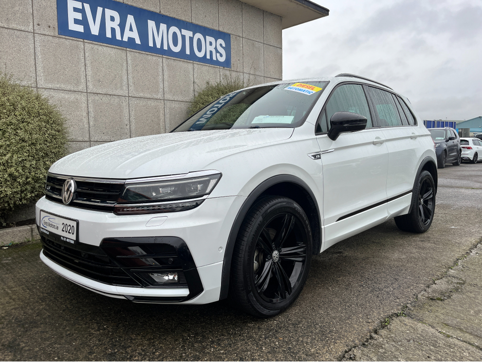 2020 Volkswagen Tiguan R-LINE 4MOTION AUTOMATIC 2.0 DIESEL //LOW MILES//HIGH SPEC//360 PARKING CAMERAS//HALF LEATHER HEATED FRONT AND REAR SEATS//KEYLESS ENTRY// €34,950