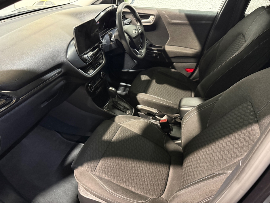 2021 Ford Puma - image 12