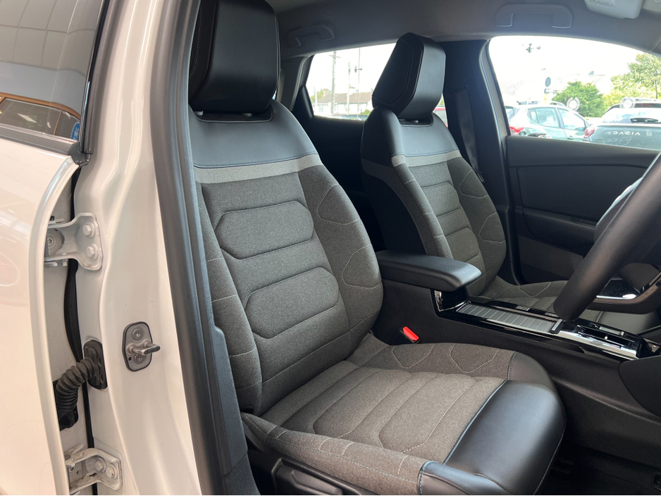 2021 Citroen C4 Best Value 2021 High Spec C4 Electric Automatic Nice High Spec Car In Perfect Condition www.bolands.ie Est.1955 €15,950