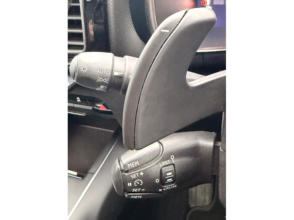 2023 Citroen C5 Aircross - image 22