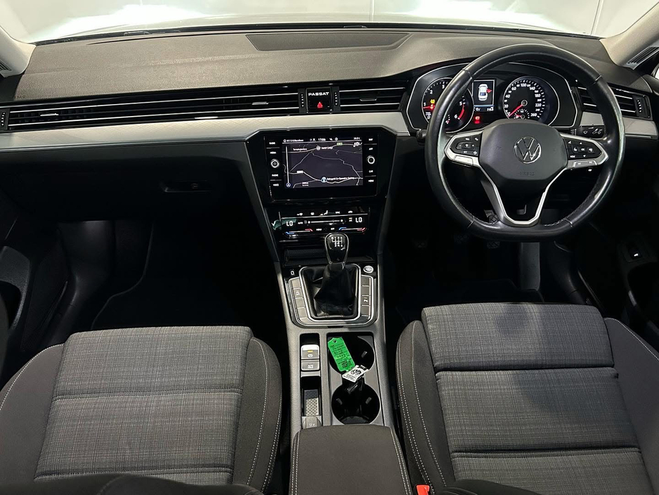 2021 Volkswagen Passat BUSINESS 2.0 TDI MANUAL 6SPEED FWD 150 4DR