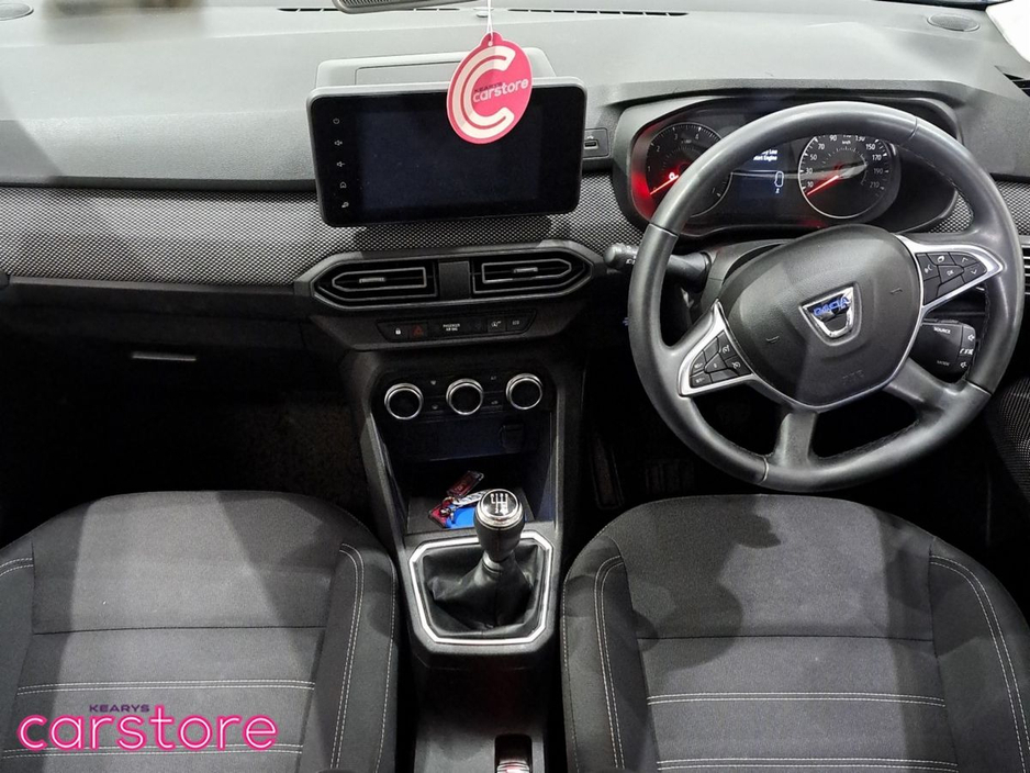 2022 Dacia Jogger - image 11