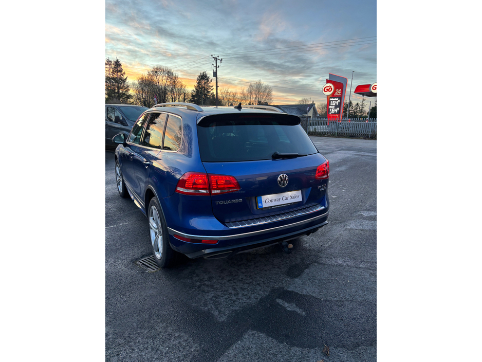 2017 Volkswagen Touareg V6 R-LINE + TDI B PLUS BLUEMOTION TECHNOLOGY €22,950