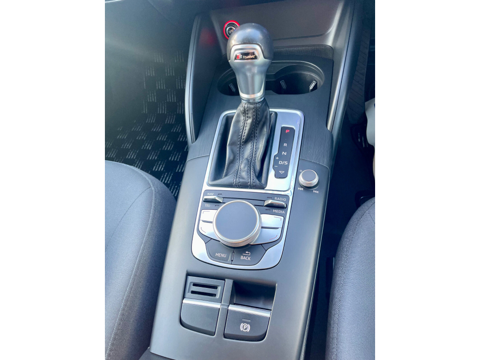 2016 Audi A3 1.4 TFSI €14,299