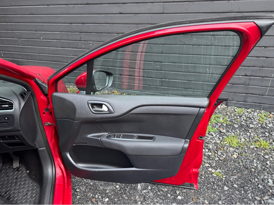 2014 Citroen C4 HDI 90 VTR 4DR €5,995