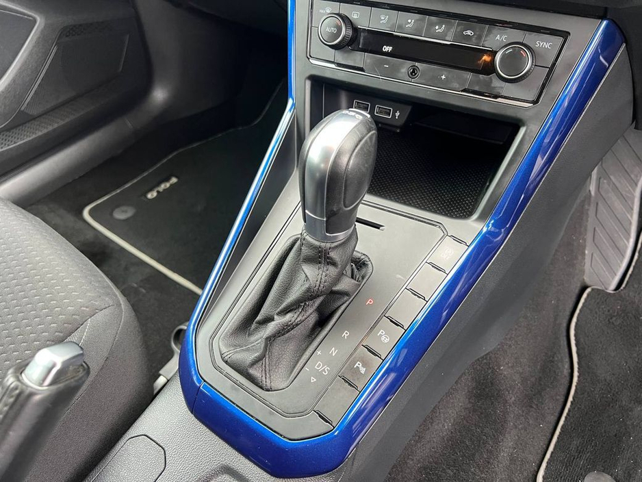 2018 Volkswagen Polo - image 11