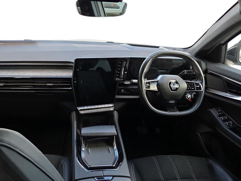 2023 Renault Austral - image 2