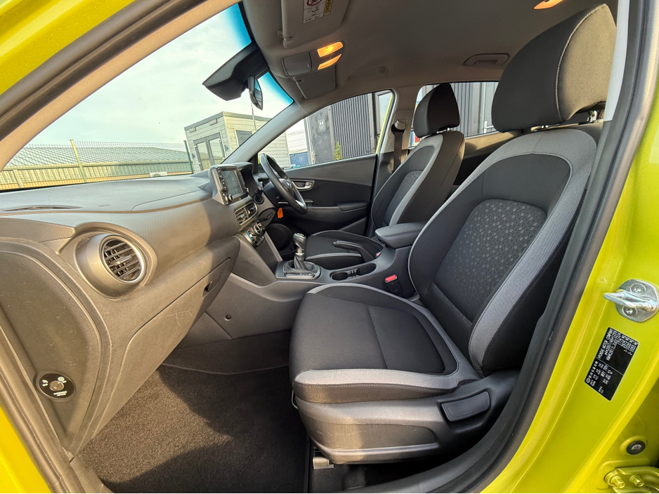 2018 Hyundai Kona - image 6