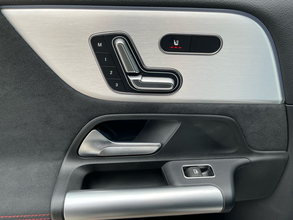 2024 Mercedes-Benz GLA Class - image 14