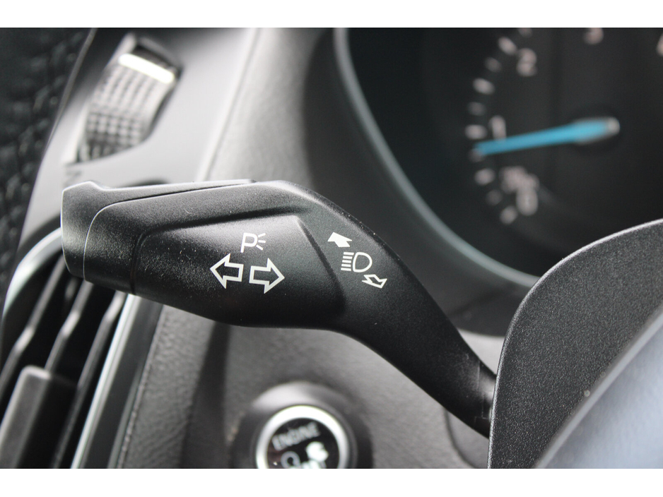 2018 Ford Focus - image 22