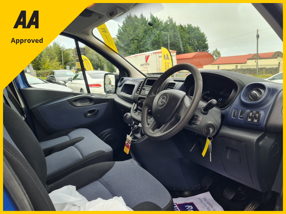 2018 Opel Vivaro - image 19