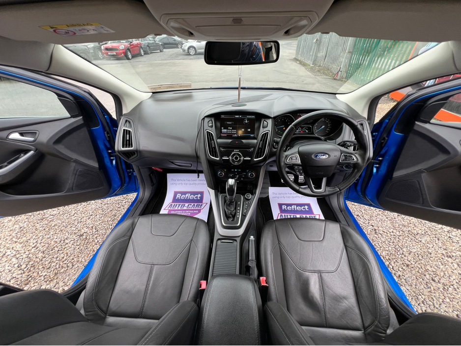 2015 Ford Focus - image 15