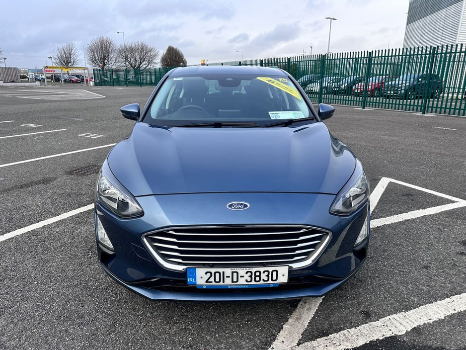 2020 Ford Focus - image 10