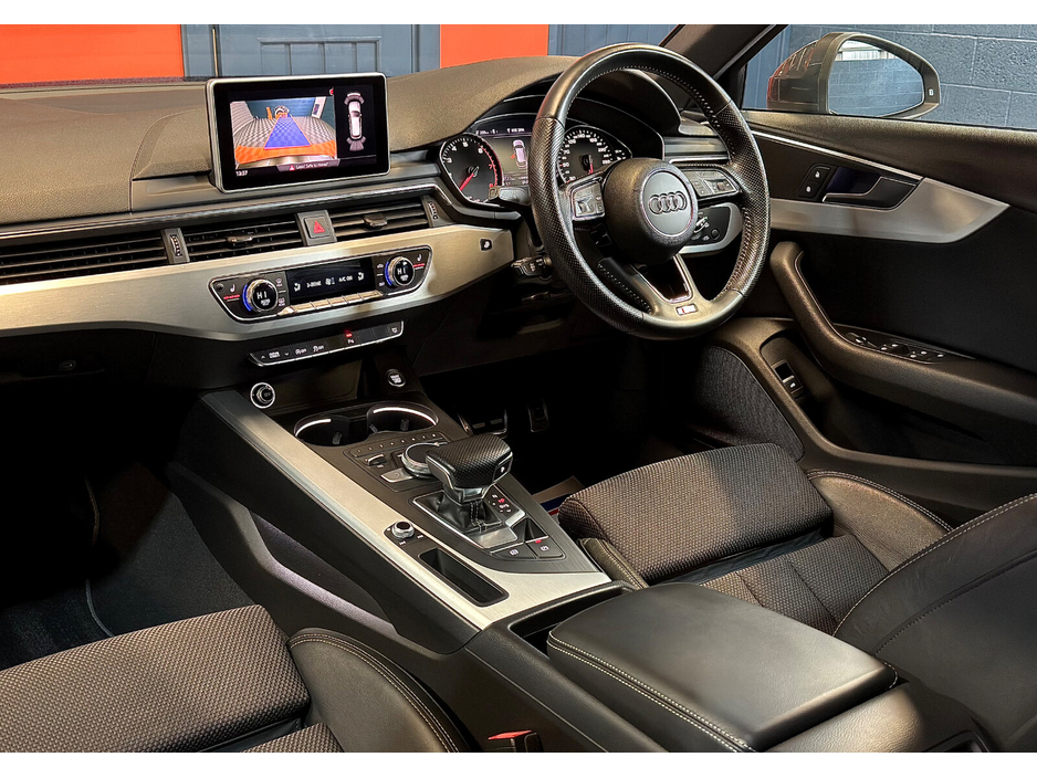 2016 Audi A4 - image 4