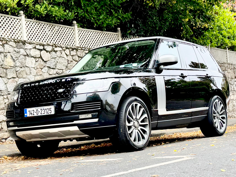 2014 Land Rover Range Rover - image 3