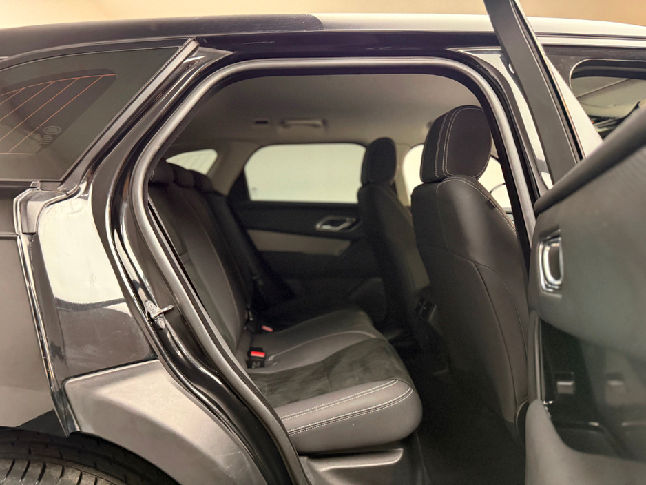 2019 Land Rover Range Rover Velar - image 12