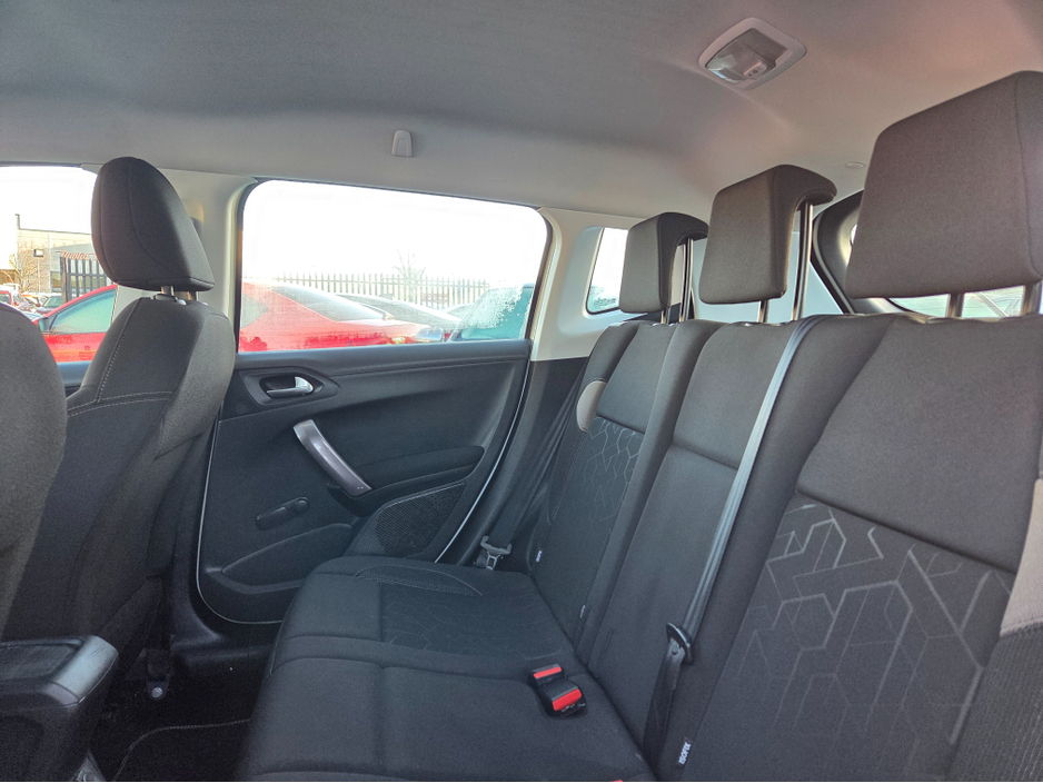 2015 Peugeot 2008 ACTIVE 1.6 HDI €5,995