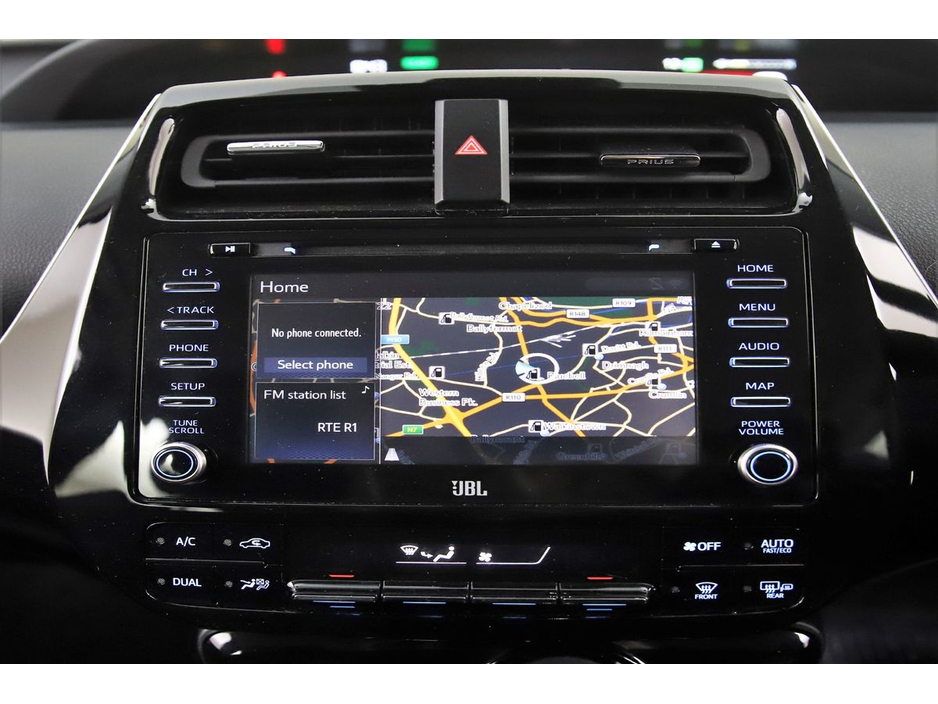 2020 Toyota Prius - image 21