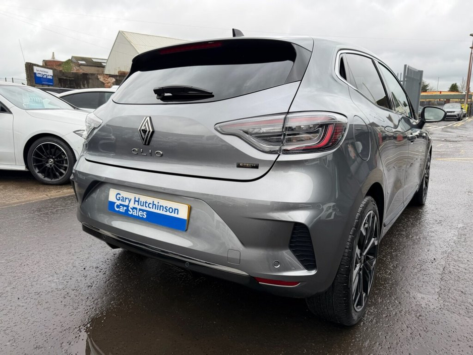 2024 Renault Clio - image 39