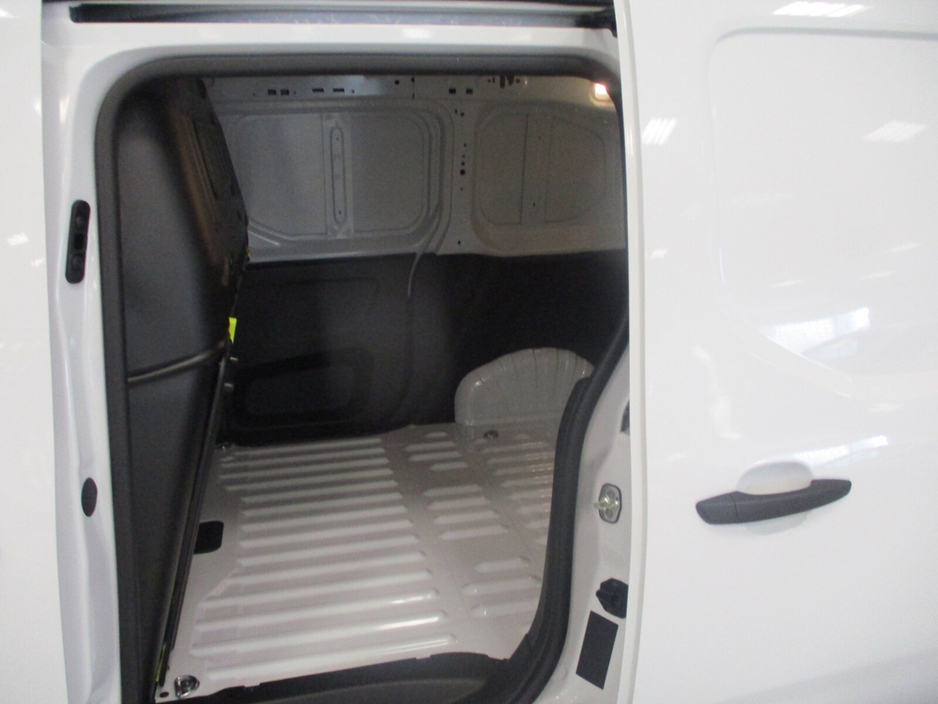 2026 Fiat Doblo - image 9