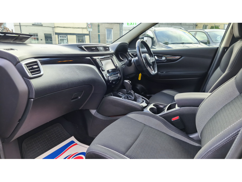 2018 Nissan Qashqai 1.2 Automatic Very Low Mileage AA Approved 1 Year Warranty €17,950