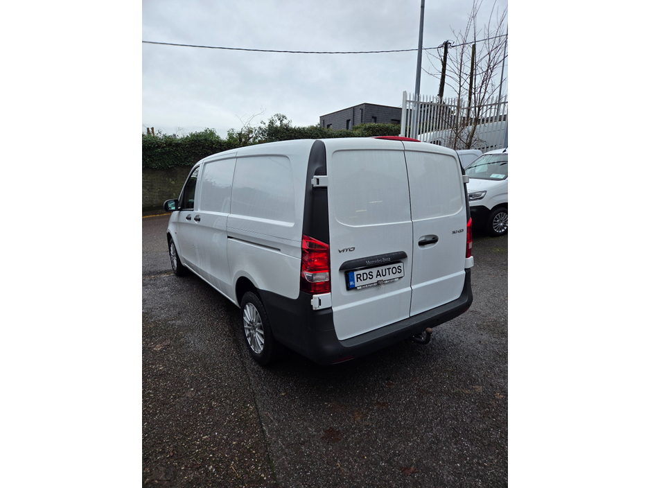 2021 Mercedes-Benz Vito 110 KA/L CLASSIC 6DR €13,000