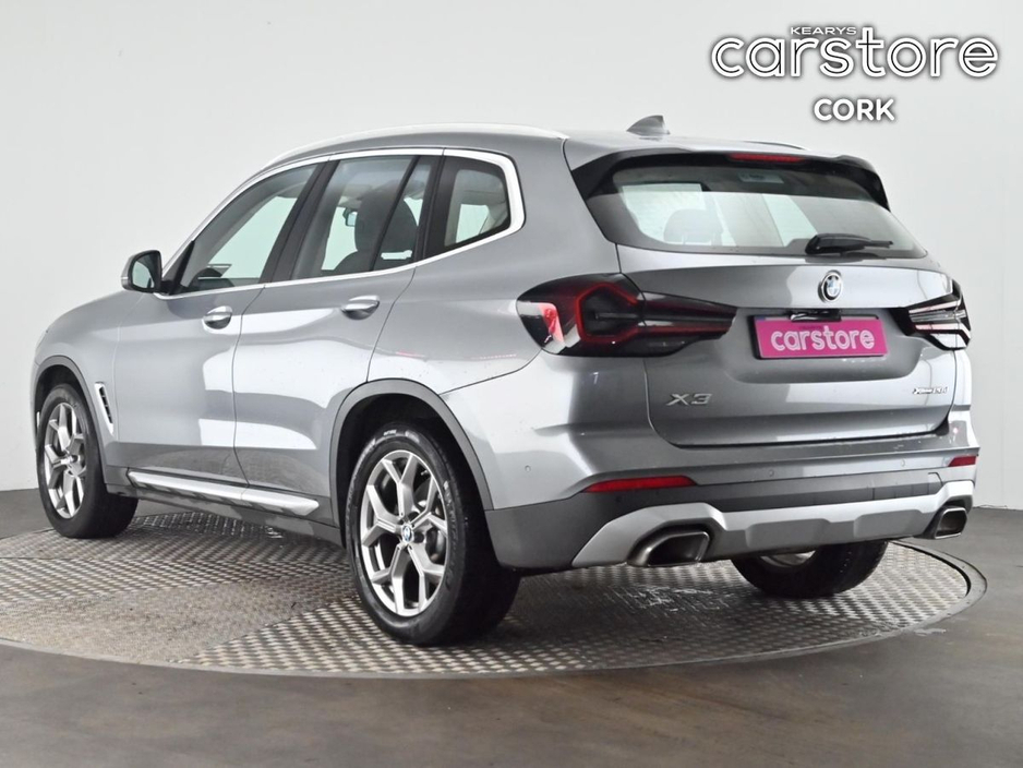 2024 BMW X3 - image 3