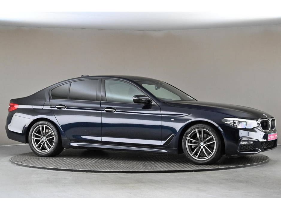 2018 BMW 5 Series - image 12