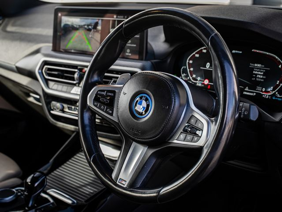 2021 BMW X3 - image 7