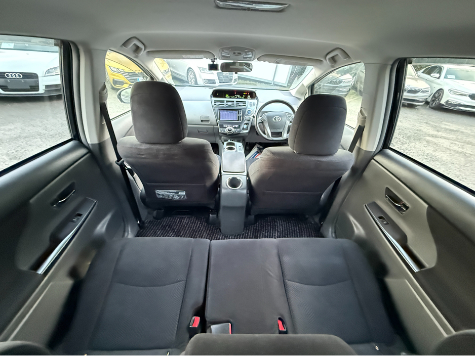 2014 Toyota Prius 141 // 7 SEATER €14,450