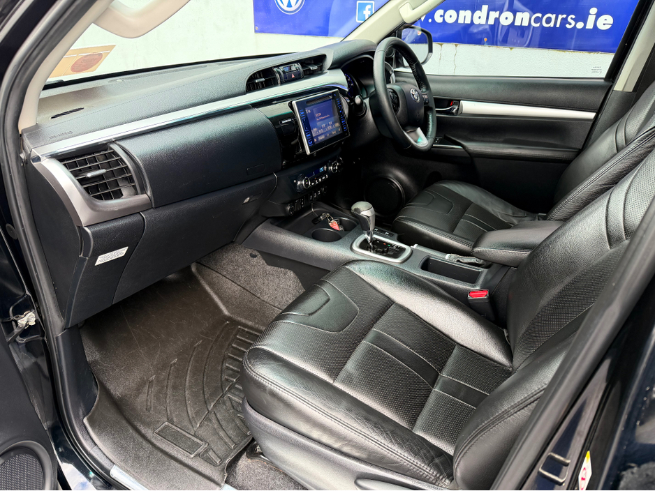 2016 Toyota Hilux - image 10