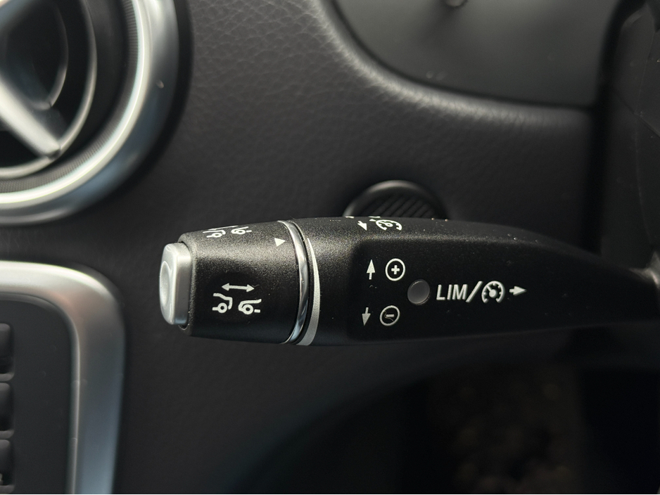 2015 Mercedes-Benz A Class - image 21