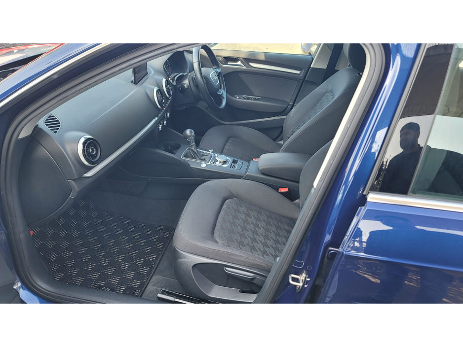 2015 Audi A3 - image 14