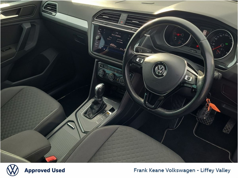 2019 Volkswagen Tiguan COMFORTLINE AUTO 2.0 TDI 150HP *INDIUM GREY METALLIC* €24,895