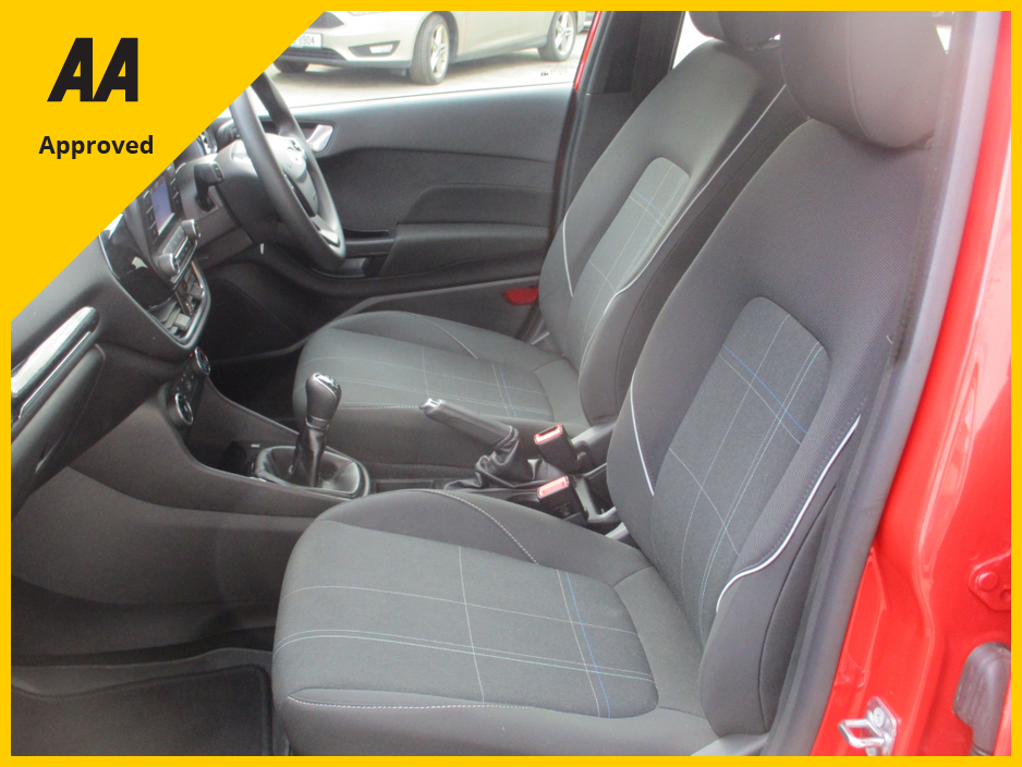 2018 Ford Fiesta - image 3